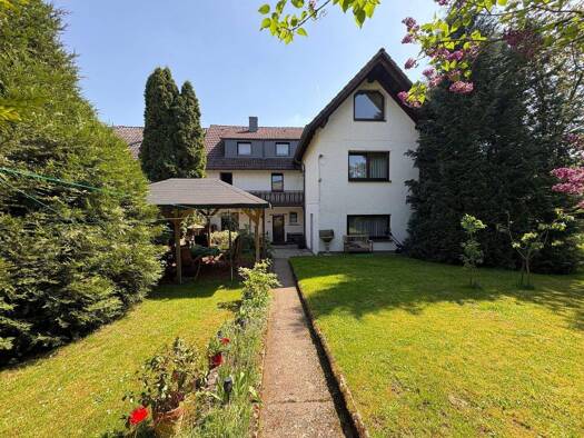 Einfamilienhaus zum Kauf 285.000 € 300 m² 888 m² Grundstück Kasseler Straße 31 Hundelshausen Witzenhausen 37215