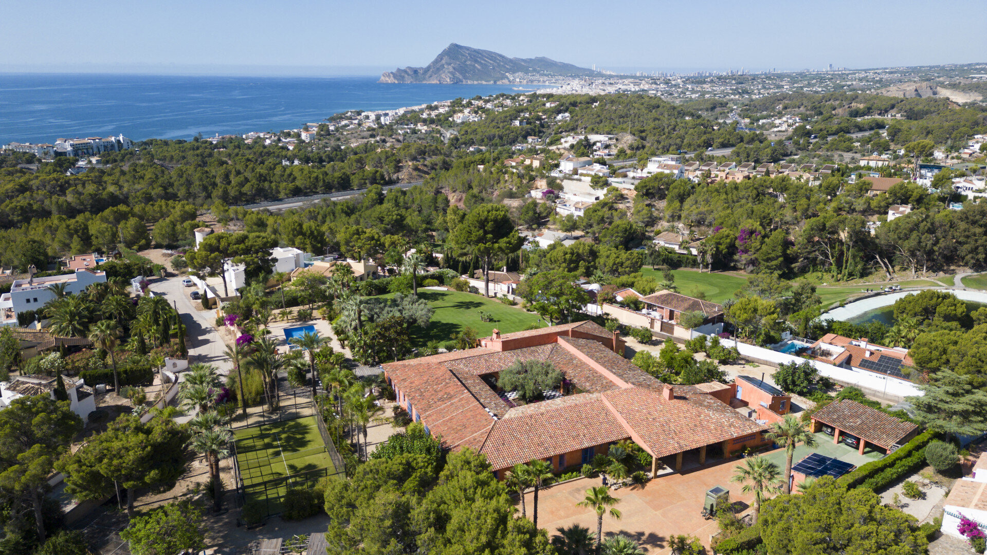 Villa zum Kauf provisionsfrei 4.000.000 € 7 Zimmer 1.300 m²<br/>Wohnfläche 7.600 m²<br/>Grundstück Altea 03590