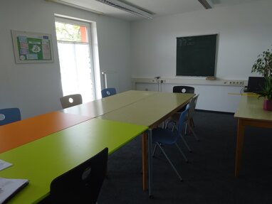 Büro-/Praxisfläche zur Miete Provisionsfrei 585 € 5 Zimmer 117,4 m² Bürofläche Gerolzhofen Gerolzhofen 97447