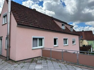 Haus zum Kauf 7 Zimmer 156 m² 845 m² Grundstück Altertheim 97237