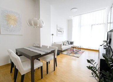 Wohnung zur Miete 800 € 2 Zimmer 82 m² Dresdner Straße 28 Neumarkt Neumarkt in der Oberpfalz 92318