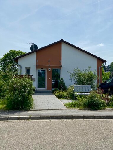 Einfamilienhaus zur Miete 1.640 € 5 Zimmer 140 m² 700 m² Grundstück Sophienweg 4 Burgthann Burgthann 90559