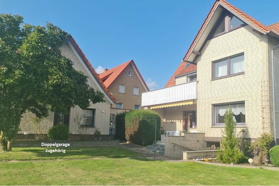 Einfamilienhaus zum Kauf 295.000 € 6 Zimmer 152 m²<br/>Wohnfläche 1.088 m²<br/>Grundstück Ab sofort<br/>Verfügbarkeit Hüllhorst Hüllhorst 32609