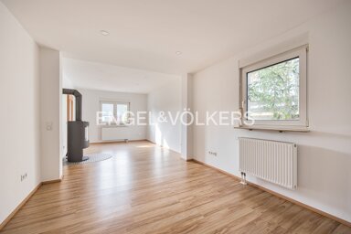 Einfamilienhaus zum Kauf 350.000 € 2,5 Zimmer 94 m² 340 m² Grundstück Krottenbach / Mühlhof Nürnberg 90453