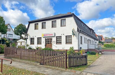 Hotel zum Kauf 999.000 € 12 Zimmer 300 m² Gastrofläche 1.495 m² Grundstück Fürstenberg/Havel Fürstenberg/Havel 16798