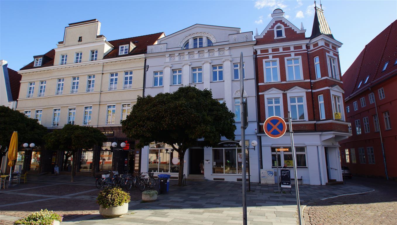 Verkaufsfläche zur Miete 10 € 37 m²<br/>Verkaufsfläche Markt 17 Altstadt Güstrow 18273