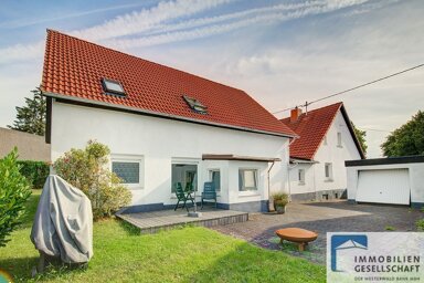 Mehrfamilienhaus zum Kauf 235.000 € 9 Zimmer 215 m² 1.037 m² Grundstück Oellingen Höhn 56462