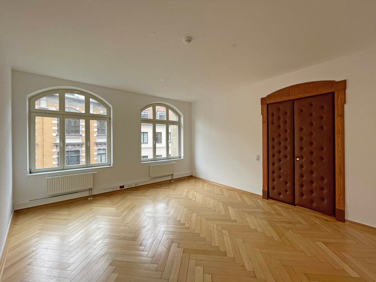 Bürofläche zur Miete 1.365 € 5 Zimmer 182 m² Bürofläche Große Ulrichstraße 7-9 Altstadt Halle 06108