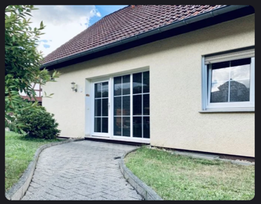 Einfamilienhaus zum Kauf Provisionsfrei 10 Zimmer 200 m² 550 m² Grundstück Garbenheim Wetzlar 35583