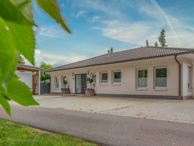 Bungalow zum Kauf 429.000 € 3 Zimmer 145 m² 1.005 m² Grundstück Esche 49828