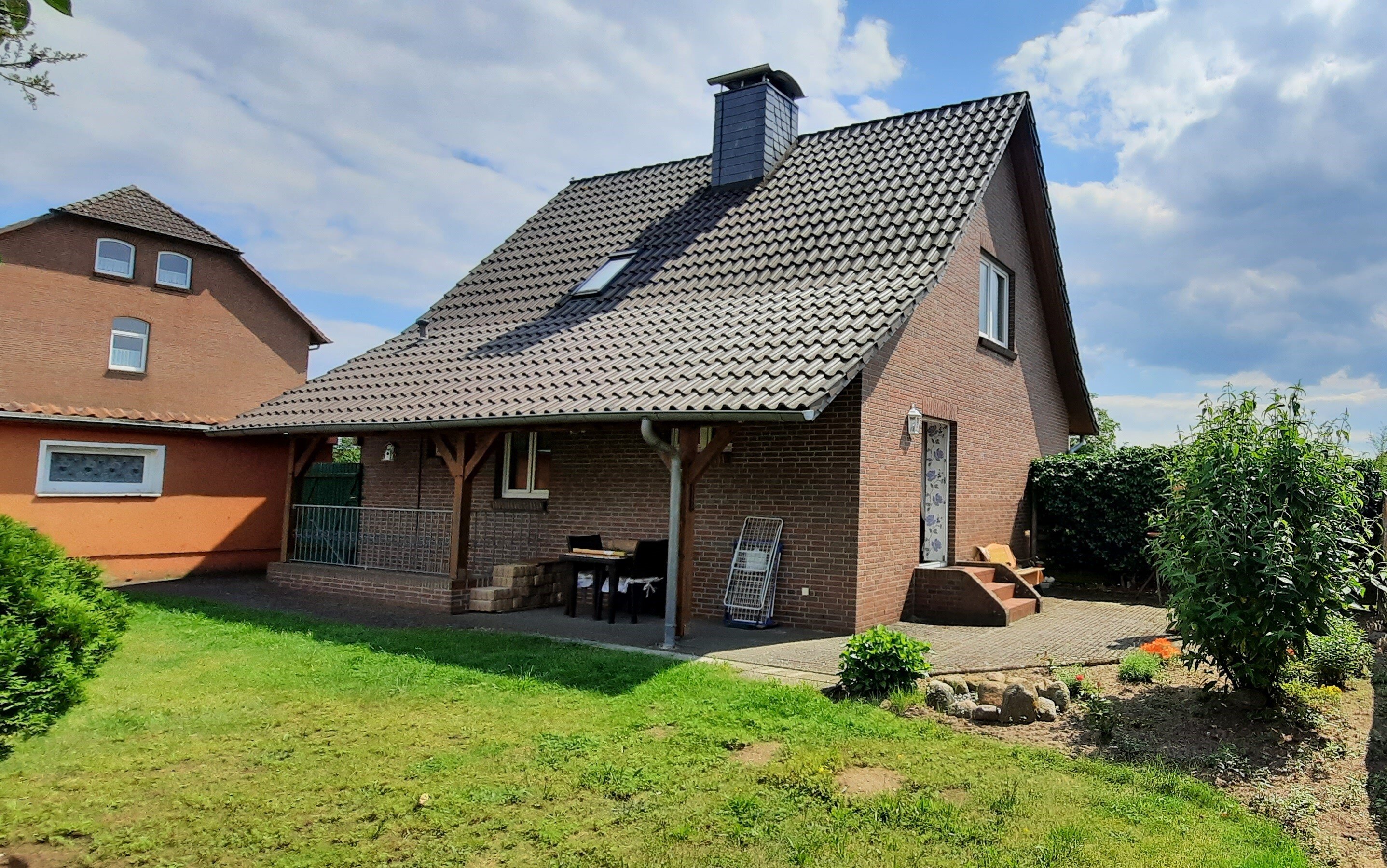Einfamilienhaus zum Kauf 265.000 € 4 Zimmer 100 m²<br/>Wohnfläche 427 m²<br/>Grundstück Oldenstadt Uelzen 29525