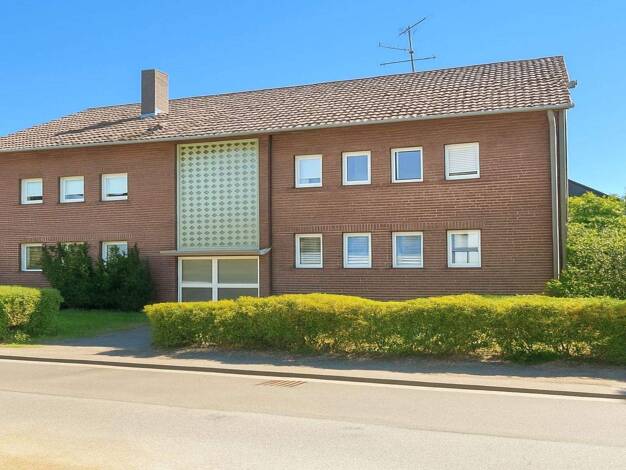 Mehrfamilienhaus zum Kauf als Kapitalanlage geeignet 399.000 € 14 Zimmer 404 m² 855,3 m² Grundstück Lipperode Lippstadt 59558