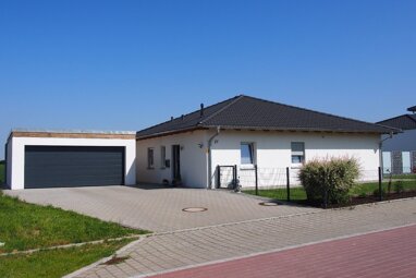 Einfamilienhaus zum Kauf 470.000 € 3,5 Zimmer 106 m² 695 m² Grundstück Oberschneiding Oberschneiding 94363
