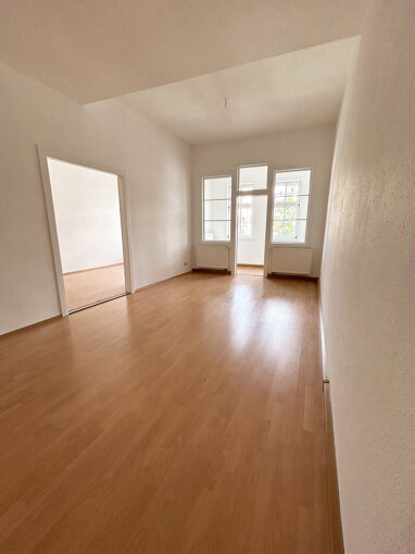 Wohnung zur Miete 728 € 4 Zimmer 104 m² 1. Geschoss frei ab sofort Saalfeld Saalfeld/Saale 07318