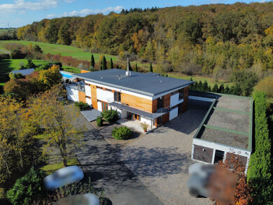 Einfamilienhaus zum Kauf 1.250.000 € 8 Zimmer 221 m² 4.417 m² Grundstück Siegelbach Kaiserslautern 67661