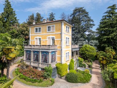 Villa zum Kauf 1.100.000 € 16 Zimmer 530 m² 1.350 m² Grundstück Via Limido Varese 21100