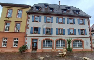 Wohn- und Geschäftshaus zum Kauf als Kapitalanlage geeignet 850.000 € 22 Zimmer 1.420 m² 750 m² Grundstück Schopfheim Schopfheim 79650