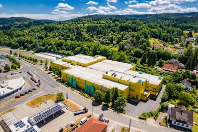 Logistikzentrum zur Miete provisionsfrei 25.000 m² Lagerfläche teilbar von 500 m² bis 25.000 m² Meininger Straße/Hauptstraße 3-11 Mäbendorf Suhl 98529