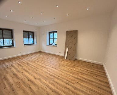 Wohnung zur Miete 930 € 2 Zimmer 65 m² 1. Geschoss frei ab sofort Steppach Neusäß 86356