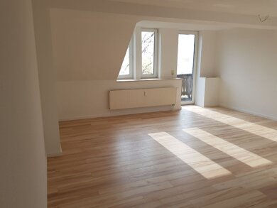 Wohnung zur Miete 440 € 3 Zimmer 89 m² 3. Geschoss frei ab 01.03.2025 Döbeln Döbeln 04720