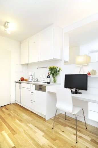 Studio zur Miete Wohnen auf Zeit 1.299 € 1 Zimmer 23 m²<br/>Wohnfläche Rödelheimer Parkweg 5 Rödelheim Frankfurt am Main 60489