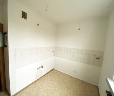 Wohnung zur Miete 354 € 3 Zimmer 60,1 m² 2. Geschoss R.-Luxemburg-Str. 56 Schipkau Schipkau 01993