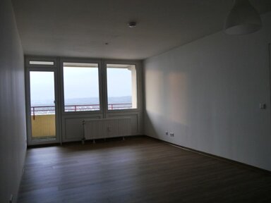 Wohnung zur Miete 740 € 2 Zimmer 65,5 m² 15. Geschoss frei ab 02.04.2025 Goethestr. 136 Bischofsheim Maintal 63477