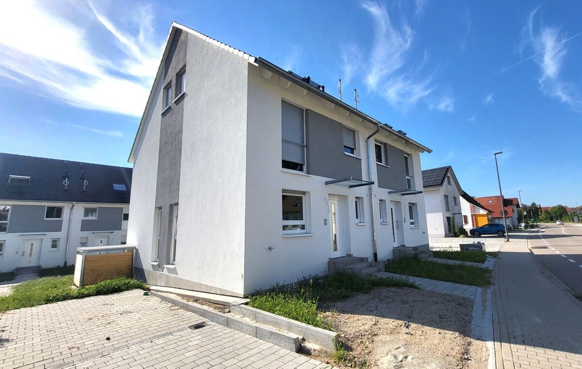 Doppelhaushälfte zum Kauf 525.000 € 6 Zimmer 130 m²<br/>Wohnfläche 220 m²<br/>Grundstück Ortenberg Ortenberg 77799