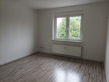 Wohnung zur Miete 371 € 3 Zimmer 70 m² 1. Geschoss Neue Str. 1 Großkayna Großkayna 06242