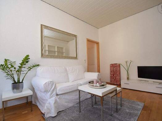 Wohnung zur Miete 1.590 € 2 Zimmer 42 m² 3. Geschoss frei ab 01.02.2026 Neustadt-Süd Köln 50674