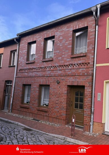 Reihenmittelhaus zum Kauf provisionsfrei 135.000 € 3 Zimmer 77,2 m² 149 m² Grundstück Parchim Parchim 19370