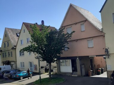 Haus zum Kauf 920.000 € 5 Zimmer 110 m² 798 m² Grundstück Zuffenhausen - Mitte Stuttgart-Zuffenhausen 70435