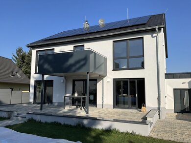 Einfamilienhaus zum Kauf 6 Zimmer 325 m² 842 m² Grundstück Freiberg Freiberg 09599