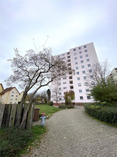 Wohnung zum Kauf 179.000 € 2,5 Zimmer 77 m² 2. Geschoss Rielasingen Rielasingen-Worblingen 78239