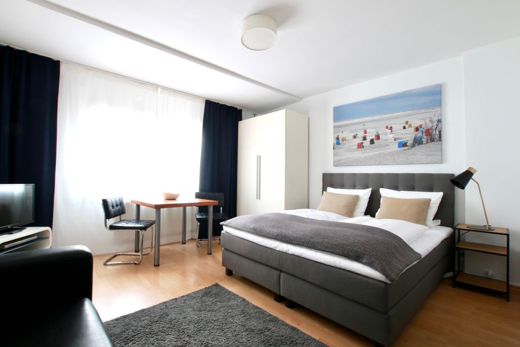 Wohnung zur Miete Wohnen auf Zeit 2.116 € 1 Zimmer 32 m²<br/>Wohnfläche 12.11.2024<br/>Verfügbarkeit Bismarckstraße Neustadt - Nord Köln 50672