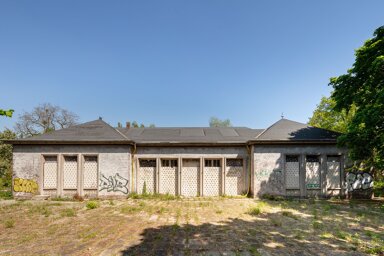 Haus zum Kauf provisionsfrei 20.000 € 30 Zimmer 9.726 m² Grundstück Groß Glienicke Potsdam 14476