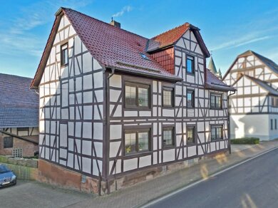 Mehrfamilienhaus zum Kauf als Kapitalanlage geeignet 650.000 € 9 Zimmer 290 m² 2.416 m² Grundstück Großenritte Baunatal 34225