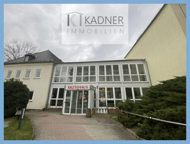 Medizinisches Gebäude zur Miete 270 € 3 Zimmer 47,7 m² Bürofläche Gartenstr. 1 Neundorfer Vorstadt Plauen 08523