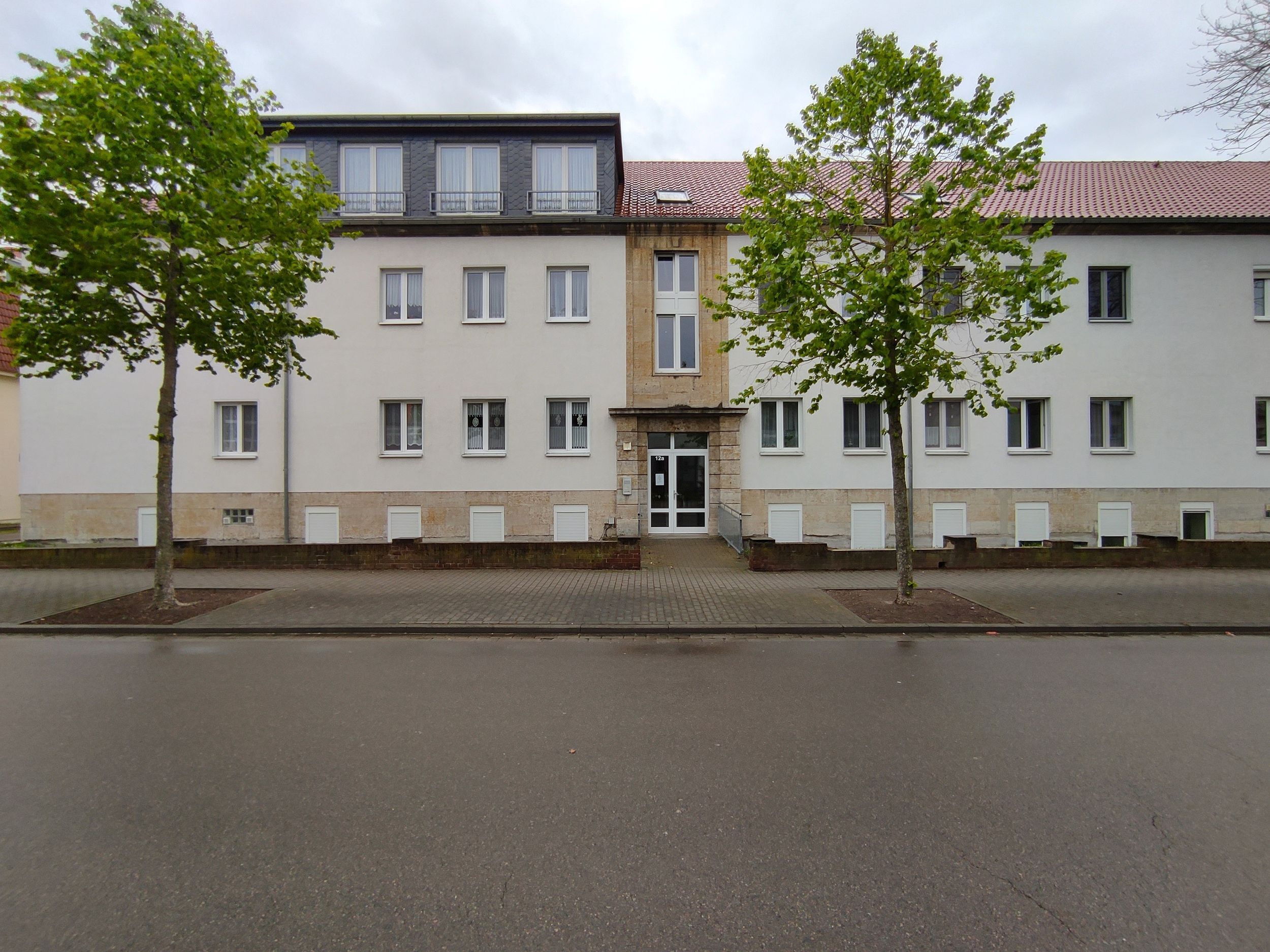 Wohnung zur Miete 470 € 2 Zimmer 72 m²<br/>Wohnfläche Erdgeschoss<br/>Geschoss Ab sofort<br/>Verfügbarkeit Saarstraße 12a Bitterfeld Bitterfeld-Wolfen 06749