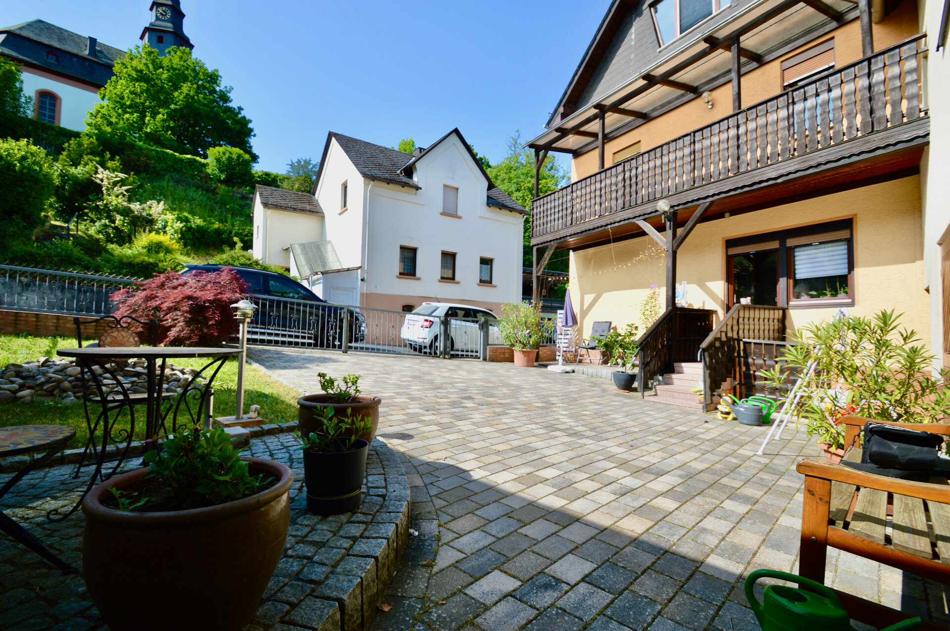 Haus zum Kauf 299.000 € 9 Zimmer 300 m²<br/>Wohnfläche 321 m²<br/>Grundstück Kettenbach Aarbergen / Kettenbach 65326