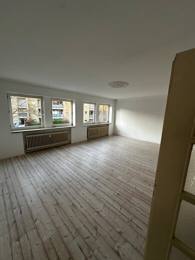 Wohnung zur Miete 720 € 1,5 Zimmer 70 m² Geschoss 1/1 Sieglar Troisdorf 53844