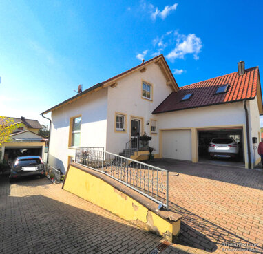 Mehrfamilienhaus zum Kauf 649.000 € 8,5 Zimmer 209 m² 365 m² Grundstück Oberndorf Bad Abbach 93077