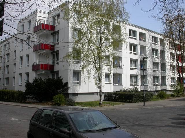 Wohnung zur Miete 879 € 2 Zimmer 82,6 m²<br/>Wohnfläche 2. Stock<br/>Geschoss 01.09.2024<br/>Verfügbarkeit Kurt-Tucholsky-Straße 7 Garath Düsseldorf 40595