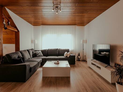 Wohnung zum Kauf 189.000 € 4 Zimmer 115 m² 2. Geschoss frei ab sofort Ochshausen Lohfelden 34253