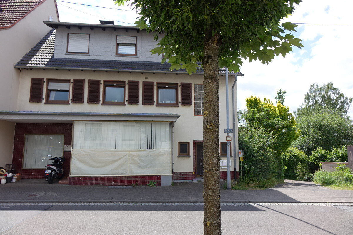 Mehrfamilienhaus zum Kauf 279.000 € 345 m²<br/>Wohnfläche 1.707 m²<br/>Grundstück Innenstadt Neunkirchen 66538