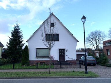 Haus zum Kauf 159.000 € 6 Zimmer 148 m² 1.304 m² Grundstück Lange Str. 14 Blexen Nordenham 26954