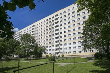 Wohnung zur Miete nur mit Wohnberechtigungsschein 396 € 2 Zimmer 52,1 m² 7. Geschoss frei ab 09.02.2025 Budapester Str. 63 Seevorstadt-West (Feldgasse) Dresden 01069