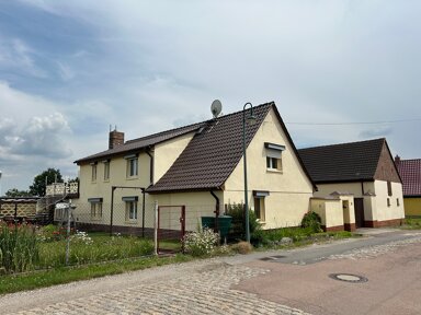 Einfamilienhaus zum Kauf 170.000 € 5 Zimmer 165 m² 840 m² Grundstück Knapendorf Schkopau 06258