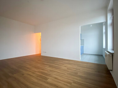 Wohnung zur Miete 400 € 1 Zimmer 40 m² 4. Geschoss Bernburger Straße 16 Nördliche Innenstadt Halle 06108
