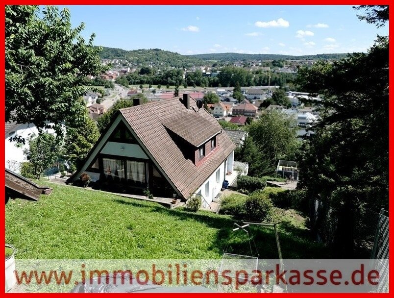 Mehrfamilienhaus zum Kauf 595.000 € 7 Zimmer 192 m²<br/>Wohnfläche 1.223 m²<br/>Grundstück ab sofort<br/>Verfügbarkeit Niefern Niefern-Öschelbronn 75223